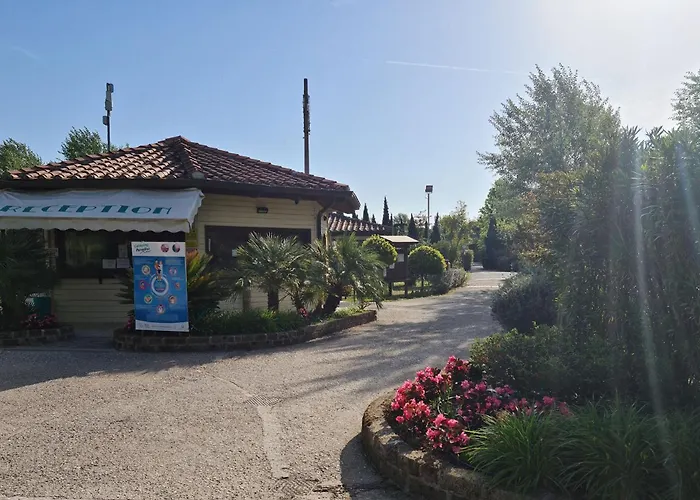 Mobile - Camping Paradiso- Including Airco -zona Gialla 016 * Viareggio